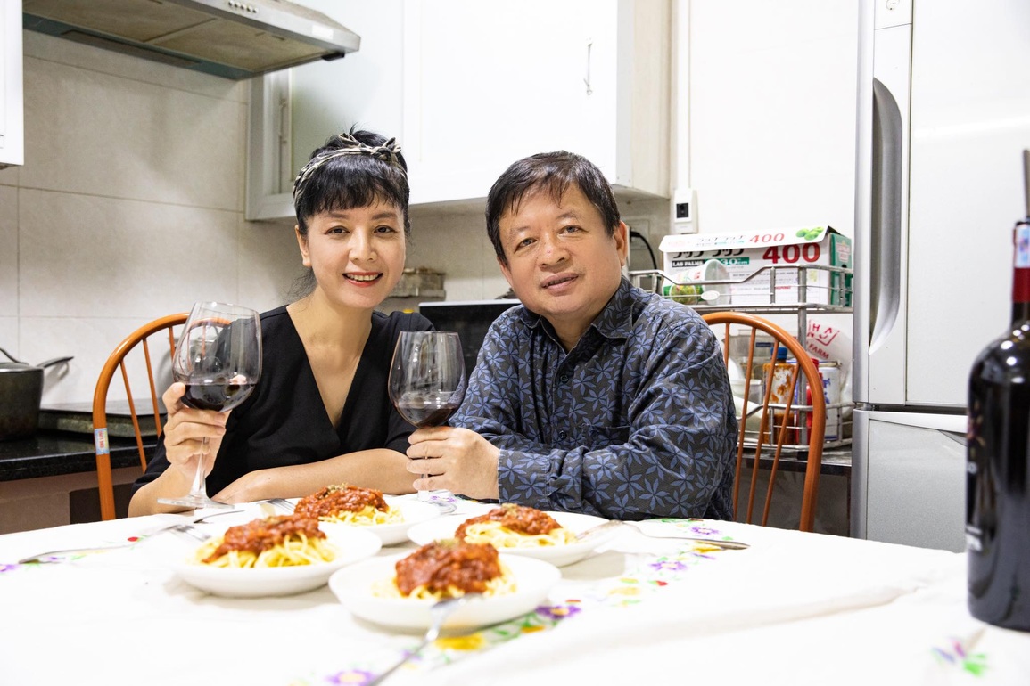 Nghệ sĩ Chiều Xuân chia sẻ khoảnh khắc theo chàng về dinh cách đây 35 năm - 3 Nghệ sĩ Chiều Xuân chia sẻ khoảnh khắc theo chàng về dinh cách đây 35 năm - 3