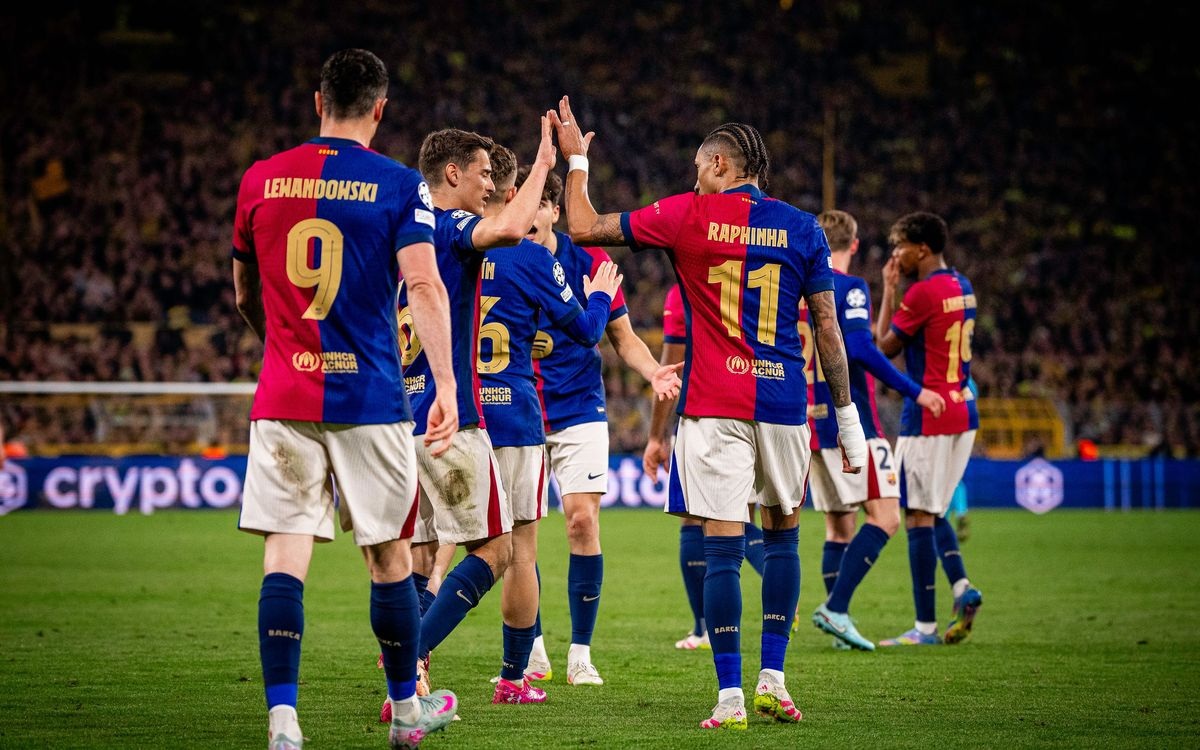 Bán kết Champions League: Biểu tượng sụp đổ, khát vọng xé toạc bầu trời - 3 Bán kết Champions League: Biểu tượng sụp đổ, khát vọng xé toạc bầu trời - 3