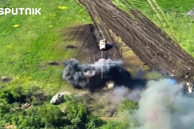 Nga tiêu diệt đoàn xe tăng thiết giáp Ukraine