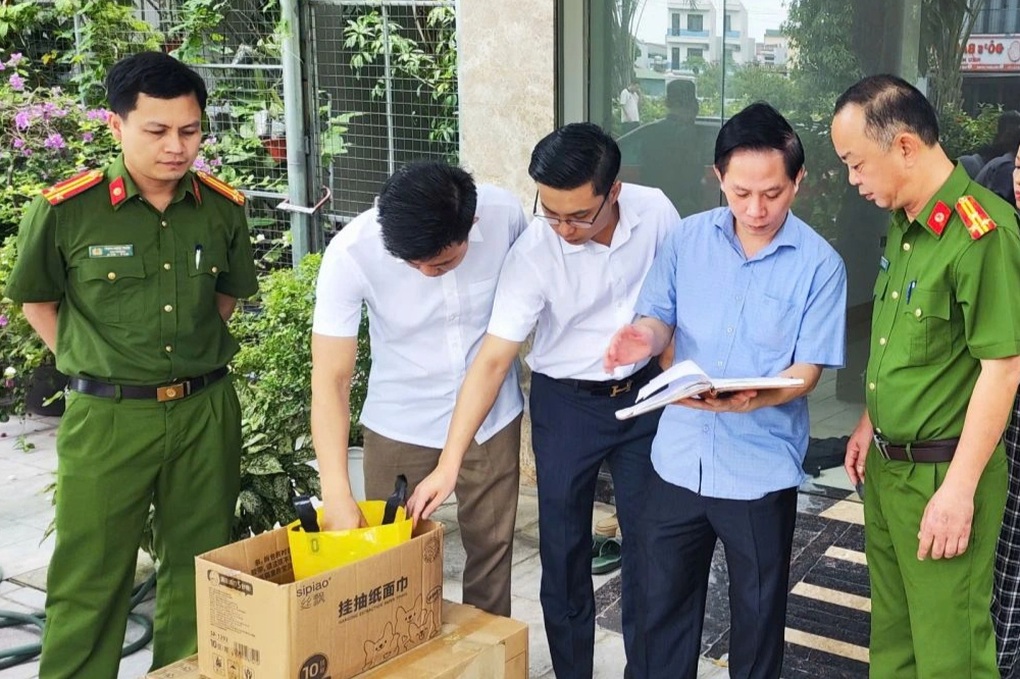 Công an tỉnh Thanh Hóa thông tin về vụ khám xét nhà đại ca giang hồ - 1 Công an tỉnh Thanh Hóa thông tin về vụ khám xét nhà “đại ca giang hồ”