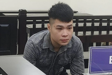 5 năm tù cho kẻ chở đồng bọn chém đứt lìa chân người ở Hà Nội