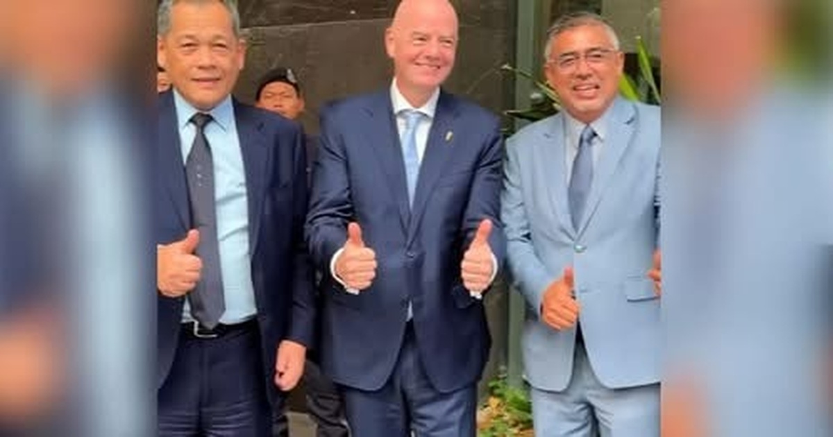 Thực hư vụ quan chức FAM bị đình chỉ vẫn gặp gỡ Chủ tịch FIFA