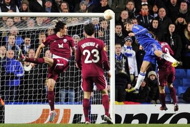 Chelsea quyết đòi lại vị trí thứ 4 từ tay Arsenal