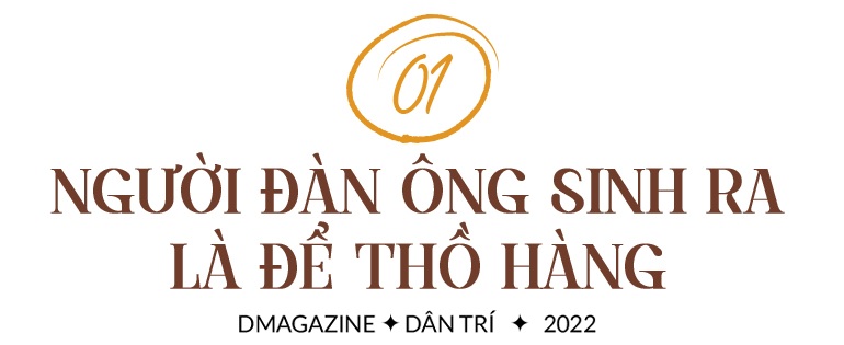 Người đàn ông kéo xe ba gác xuyên 2 thế kỷ ở thành phố Đỏ - 1 Người đàn ông kéo xe ba gác xuyên 2 thế kỷ ở thành phố Đỏ - 1
