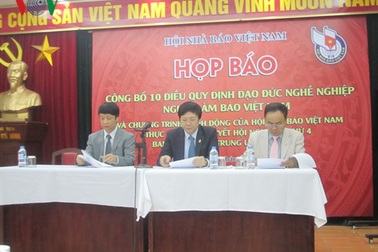 Công bố 10 điều quy định đạo đức người làm báo Việt Nam