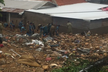 Tìm thấy thi thể thứ 20 trong vụ lũ quét, lở núi kinh hoàng ở Nha Trang