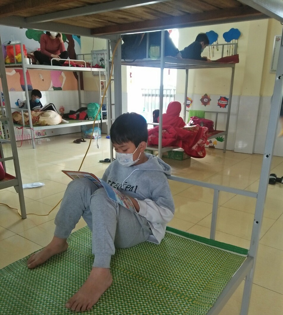 Nhật ký xúc động của người mẹ ở cùng con trong khu cách ly - 2 Nhật ký xúc động của người mẹ ở cùng con trong khu cách ly - 2