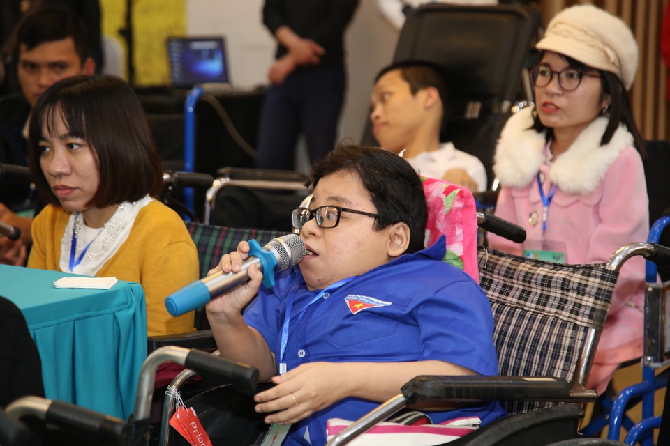 Thứ trưởng Bộ LĐ-TBXH: Người khuyết tật chỉ bất tiện chứ không bất hạnh - 3 Thứ trưởng Bộ LĐ-TBXH: Người khuyết tật chỉ bất tiện chứ không bất hạnh - 3