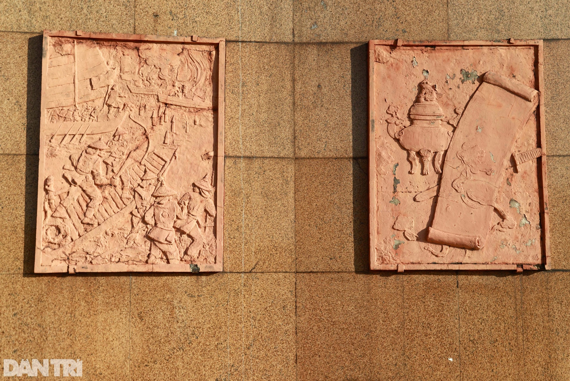 Cận cảnh khu tượng đài Trần Hưng Đạo xuống cấp sắp được thay áo mới - 10 Cận cảnh khu tượng đài Trần Hưng Đạo xuống cấp sắp được thay áo mới - 10