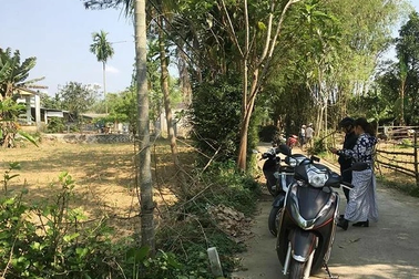 Cần cảnh giác và lưu ý gì khi "cò" đất đòi chụp ảnh thẻ căn cước của khách?