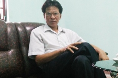 Vụ dân tố cán bộ xã vòi tiền bôi trơn: Chủ tịch xã thóa mạ, yêu cầu phóng viên bỏ nghề