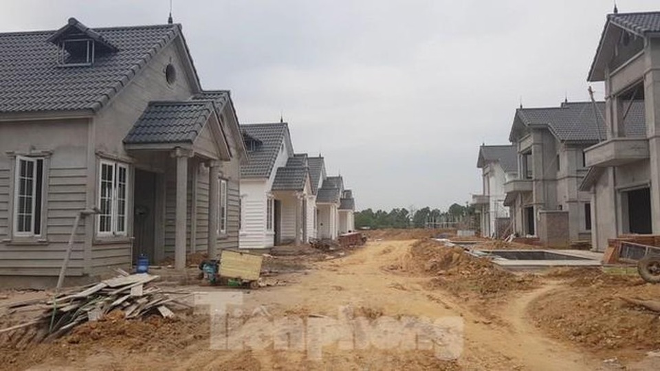 Phú Thọ làm rõ sai phạm tại dự án Vườn Vua hơn 1.400 tỷ đồng - 1 Phú Thọ làm rõ sai phạm tại dự án Vườn Vua hơn 1.400 tỷ đồng - 1