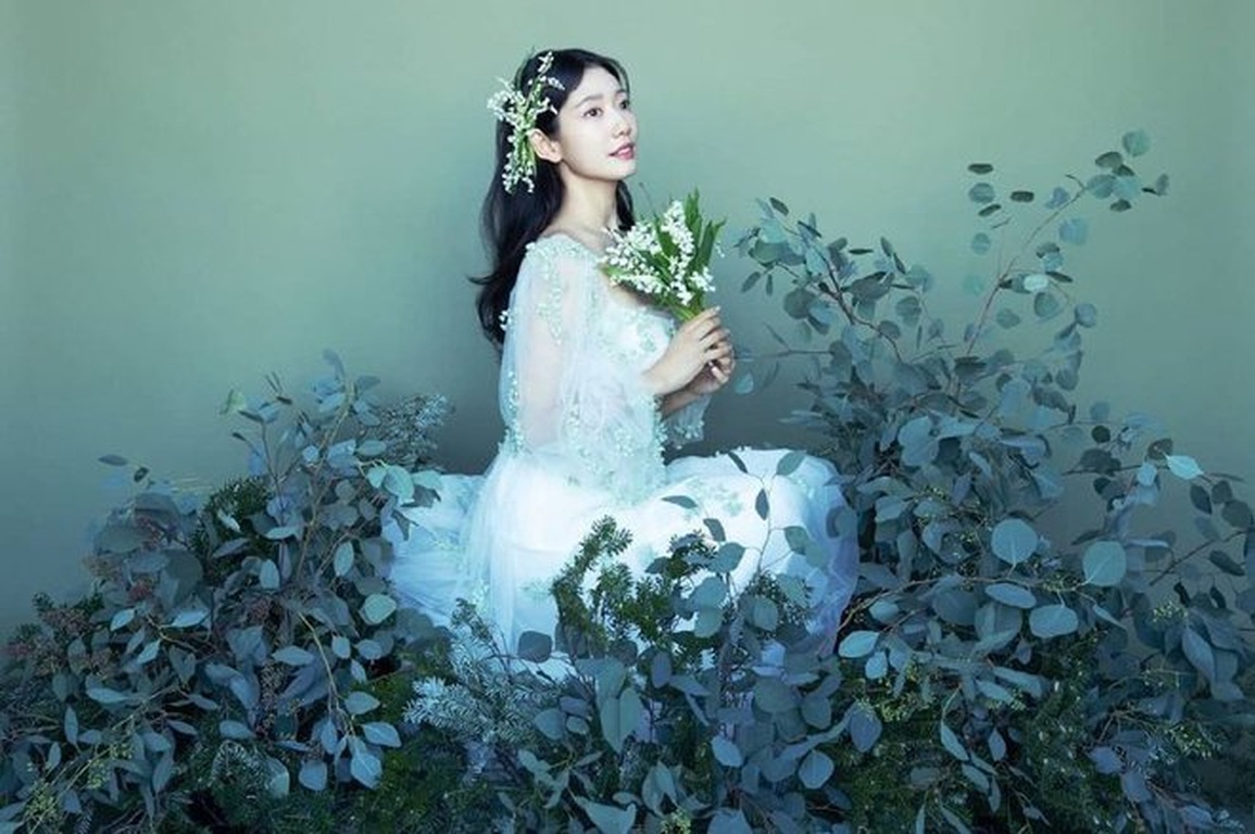 Park Shin Hye khoe ảnh cưới, hé lộ dàn sao tham dự hôn lễ trước giờ G - 8 Park Shin Hye khoe ảnh cưới, hé lộ dàn sao tham dự hôn lễ trước giờ G - 8