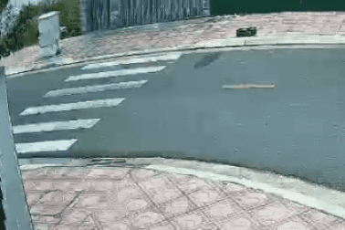 Trộm xe máy giữa ban ngày ở Nam Nha Trang