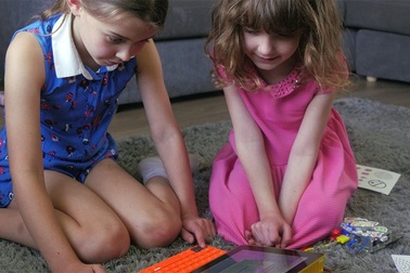 Chuyện lạ cô bé 7 tuổi gửi đơn xin việc đến Google được nhận làm kiểm duyệt sản phẩm