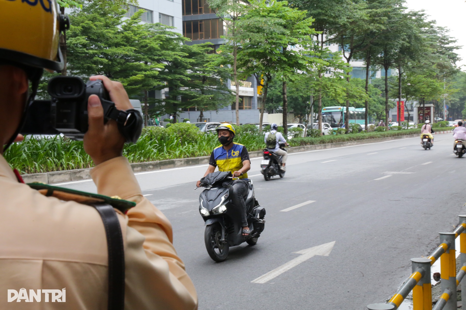 Né camera AI, nhiều tài xế che biển số vẫn không thoát phạt - 6