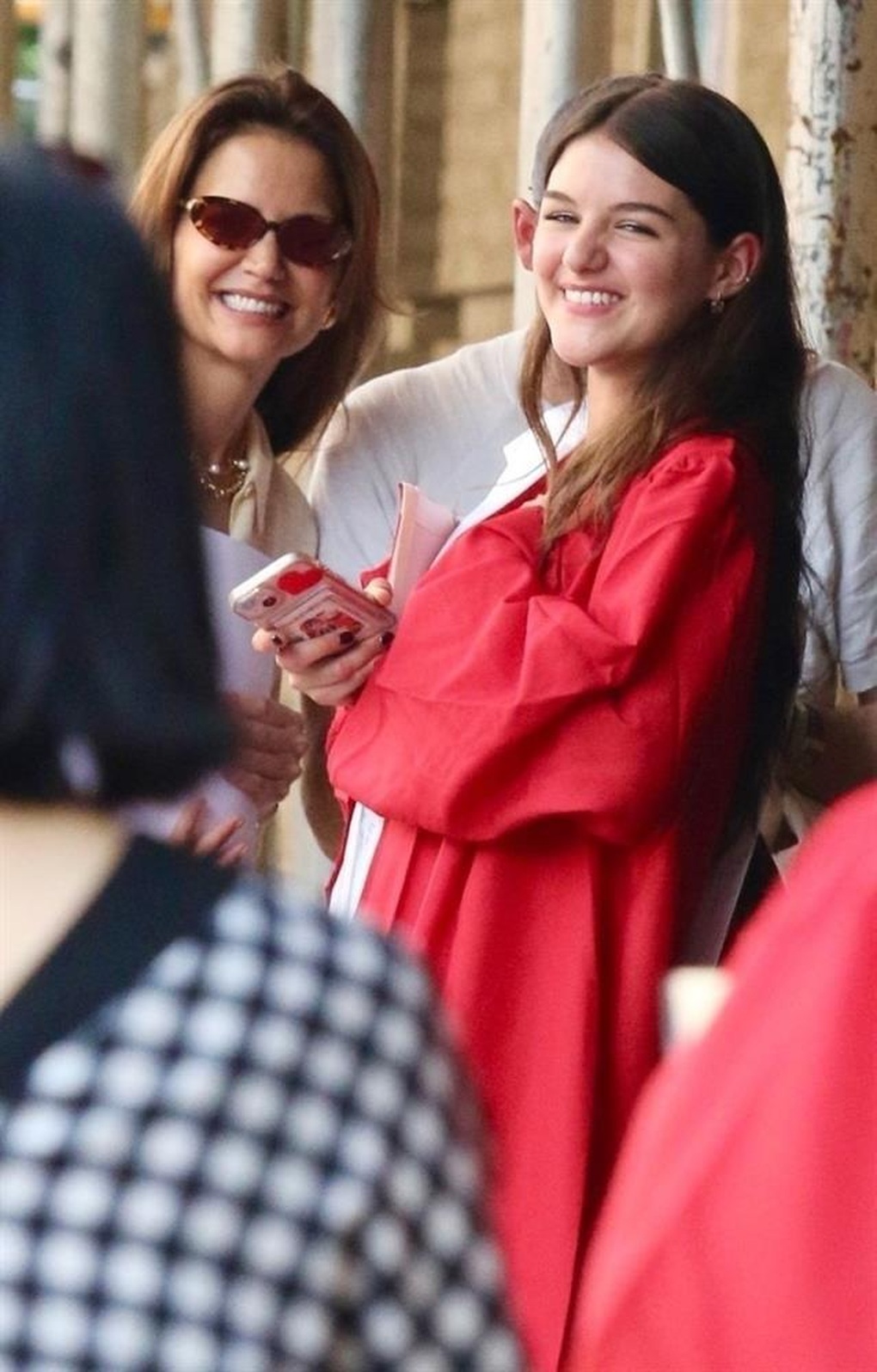 Tuổi 19 của Suri Cruise - con gái ruột duy nhất của tài tử Tom Cruise - 5 Tuổi 19 của Suri Cruise - con gái ruột duy nhất của tài tử Tom Cruise - 5