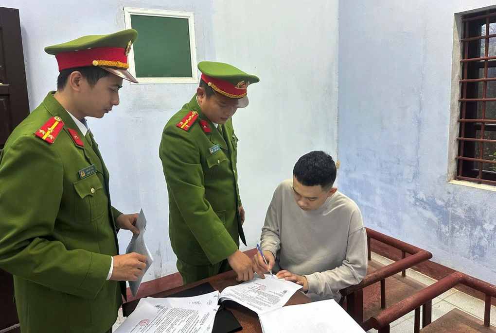 Lao ô tô vào đám đông, Cu Way bị khởi tố tội Giết người - 1