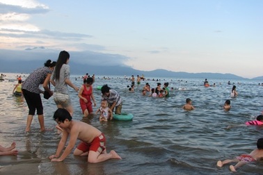 Đà Nẵng “mạnh tay” với tình trạng chèo kéo khách du lịch 