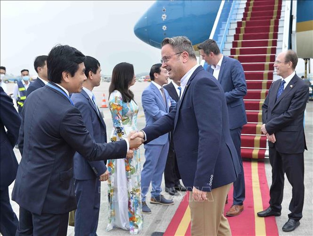 Thủ tướng Đại Công quốc Luxembourg tới Hà Nội, bắt đầu thăm chính thức Việt Nam - 3 Thủ tướng Đại Công quốc Luxembourg tới Hà Nội, bắt đầu thăm chính thức Việt Nam - 3