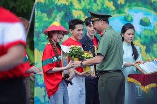 Hòa Minzy, Quốc Thiên cùng dàn sao trồng cây vì Thủ đô xanh - 6