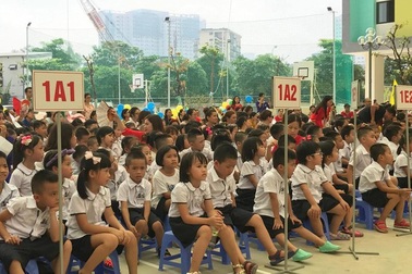 Phụ huynh Hà Nội bắt đầu đăng ký trực tuyến vào lớp 1 cho con tuổi “Rồng vàng”