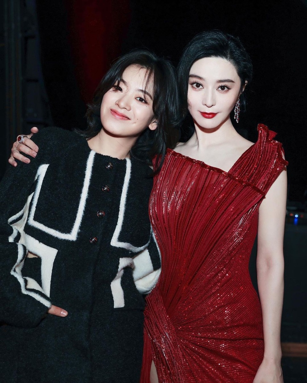 Phong cách quyến rũ của nữ hoàng thảm đỏ Phạm Băng Băng ngày trở lại - 6 Phong cách quyến rũ của nữ hoàng thảm đỏ Phạm Băng Băng ngày trở lại - 6