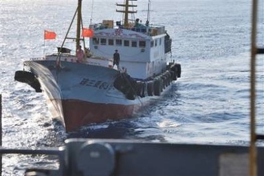 Trung Quốc: Tàu hải quân Mỹ vi phạm luật