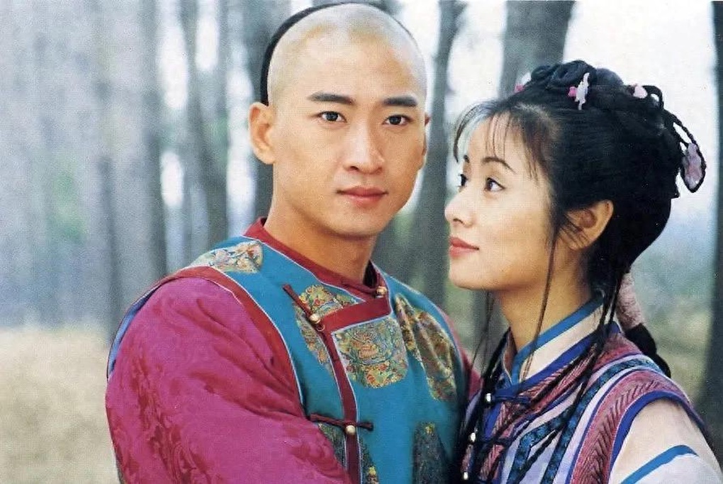 Sao Hoàn Châu cách cách bỏ phố về quê, làm nông, vẫn trẻ trung ở tuổi U60 - 1 Sao Hoàn Châu cách cách bỏ phố về quê, làm nông, vẫn trẻ trung ở tuổi U60 - 1
