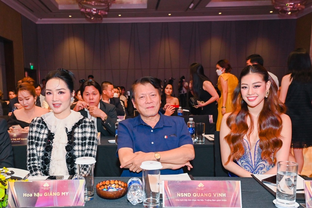 Hoa hậu Ngọc Diễm: Không cần thiết phải có quá nhiều Hoa hậu - 2 Hoa hậu Ngọc Diễm: Không cần thiết phải có quá nhiều Hoa hậu - 2