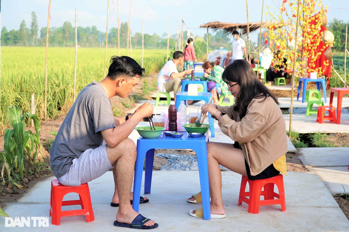 Mùng một Tết ghé quán chay mọc giữa ruộng hot nhất miền Tây - 5 Mùng một Tết ghé quán chay mọc giữa ruộng hot nhất miền Tây - 5