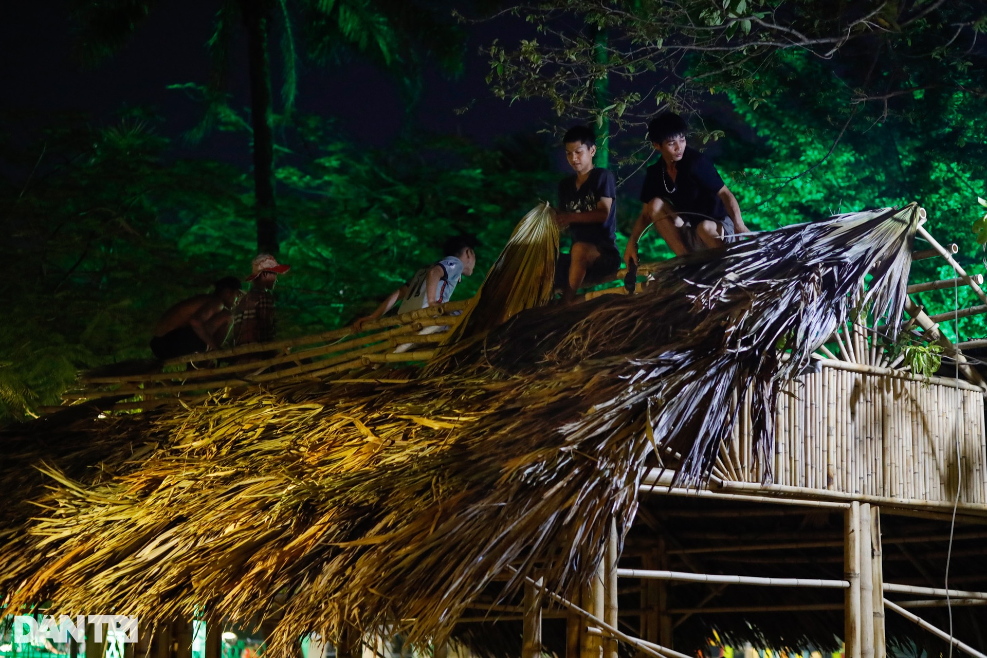 Gấp rút chuẩn bị cho Festival Nghề truyền thống Huế 2023 - 11