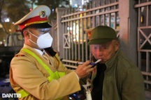 Xử phạt hơn 1.600 trường hợp vi phạm nồng độ cồn trong ngày 5/4