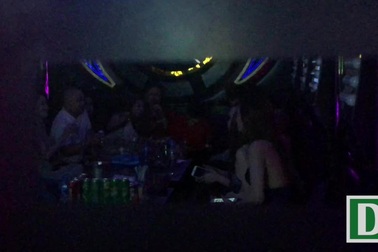 Bên trong các nhà hàng “bia ôm” ở Sài Gòn