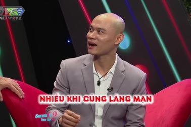 Chàng trai được ví là "em Phan Đinh Tùng", tự nhận biết hôn chuyên nghiệp