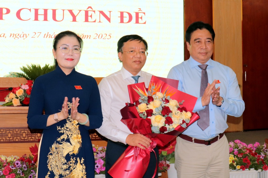 Khánh Hòa có tân Phó Chủ tịch UBND tỉnh - 1 Khánh Hòa có tân Phó Chủ tịch UBND tỉnh - 1
