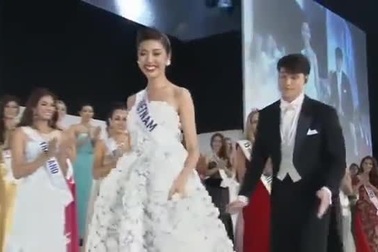 Miss Vietnam Thúy Vân - Á hậu 3 Hoa hậu Quốc tế