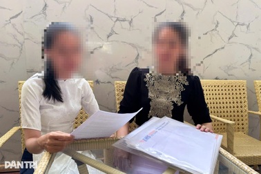 Giáo viên mỏi mòn chờ tuyển đặc cách, thành phố hứa giải quyết trước 1/7