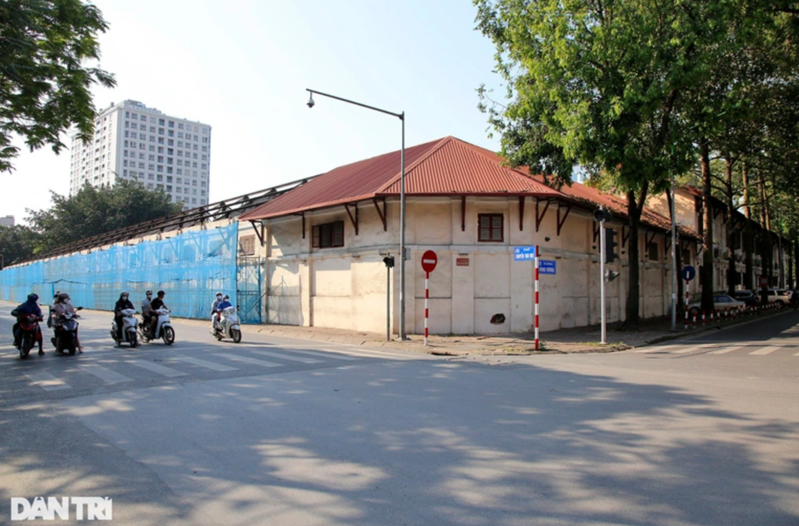 Vụ dỡ nhà Pháp cổ để xây cao ốc 11 tầng: Bộ Xây dựng đề nghị Hà Nội rà soát - 1 Vụ dỡ nhà Pháp cổ để xây cao ốc 11 tầng: Bộ Xây dựng đề nghị Hà Nội rà soát - 1