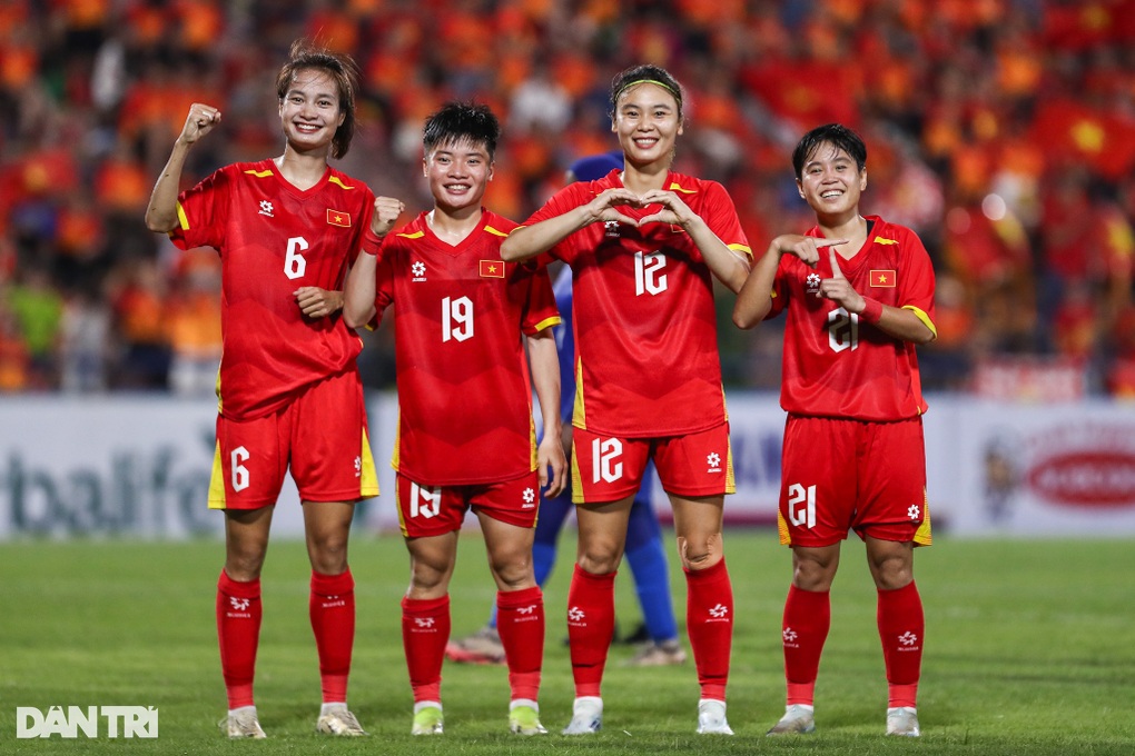 Đội tuyển nữ Việt Nam đại thắng 7-0 trước Maldives - 2 Đội tuyển nữ Việt Nam đại thắng 7-0 trước Maldives - 2