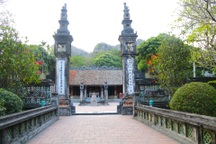 Ninh Bình báo cáo Bộ Tài chính việc quản lý tiền công đức