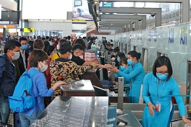 Du lịch nội địa sôi động trở lại sau dịch