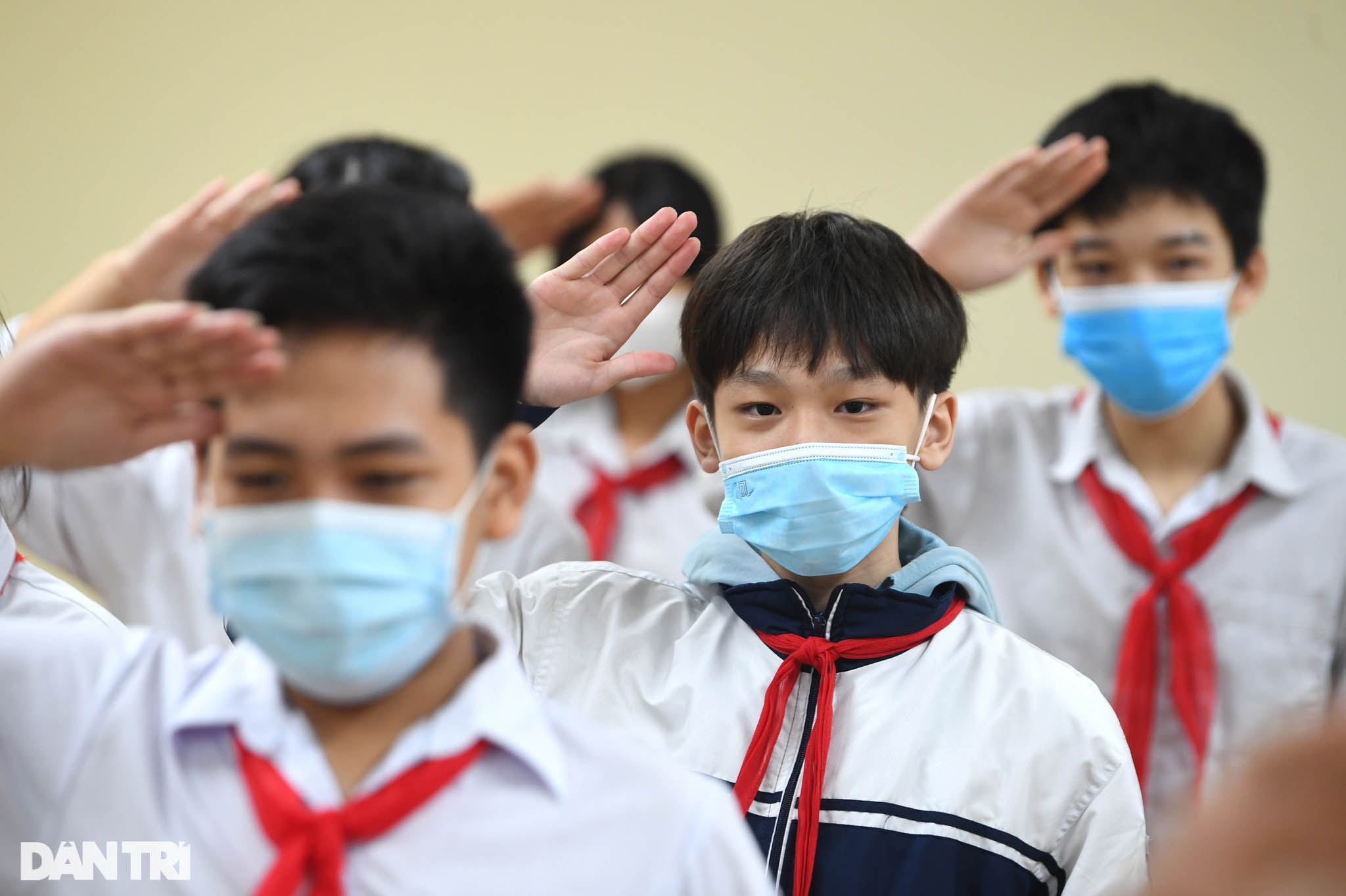 Học sinh mất ngủ, mong được gặp bạn bè, thầy cô trong ngày trở lại trường - 13 Học sinh mất ngủ, mong được gặp bạn bè, thầy cô trong ngày trở lại trường - 13