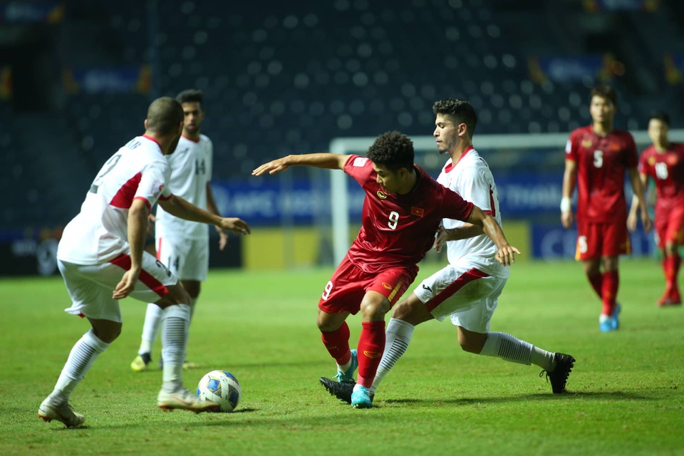 “Các quân bài chủ chốt của U23 Việt Nam đều bị đối phương khoá chặt!” - 2 “Các quân bài chủ chốt của U23 Việt Nam đều bị đối phương khoá chặt!” - 2