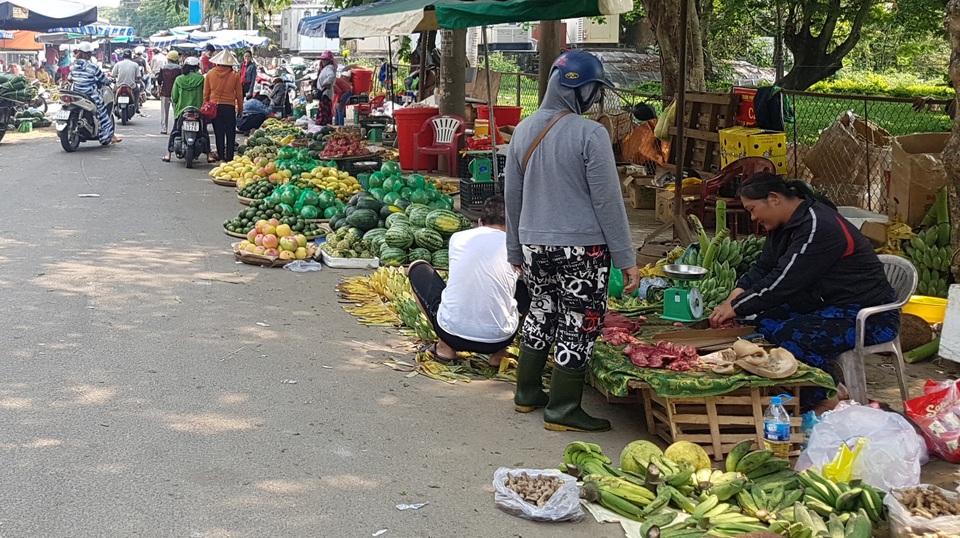 Không có chuyện TP Huế tạm dừng kinh doanh tại các chợ, siêu thị - 3 Không có chuyện TP Huế tạm dừng kinh doanh tại các chợ, siêu thị - 3