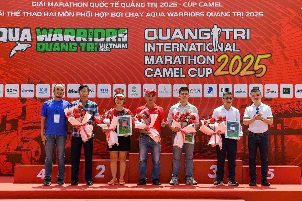 Long Hai Algenwasser begleitet den Quang Tri International Marathon 2025 – 4 Nước rong biển Long Hải đồng hành cùng giải đấu Quảng Trị International Marathon 2025 - 4