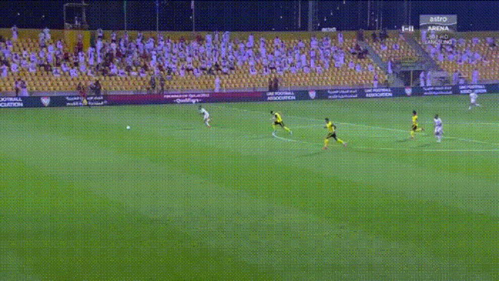 UAE 4-0 Malaysia: Cú đúp trong hai phút bù giờ - 4 UAE 4-0 Malaysia: Cú đúp trong hai phút bù giờ - 4