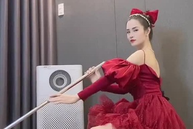 Ca sĩ Đông Nhi cũng hưởng ứng trào lưu "Nội trợ chanh xả"