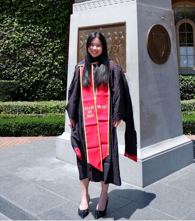 Kettős diplomával végzett lány, átment Amerika nehéz ügyvédi vizsgáján - 2 Cô gái tốt nghiệp song bằng, đỗ kỳ thi luật khắc nghiệt của nước Mỹ - 2