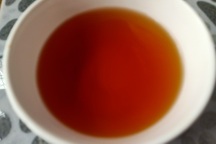 Hai dì cháu bị ngộ độc methanol: Uống rượu pha nước lọc và nước màu